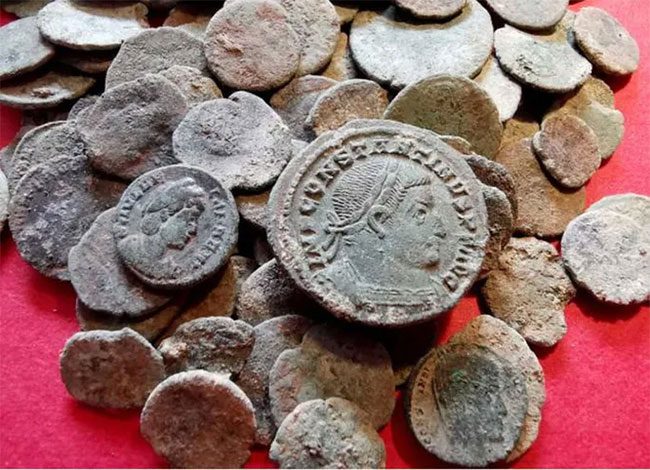 200 ancient Roman coins.