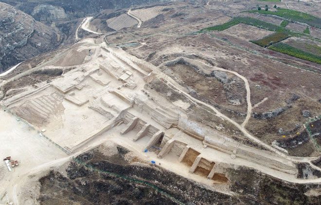 The architecture of the Shimao Pyramid spans over 80,000 hectares in Shaanxi Province.