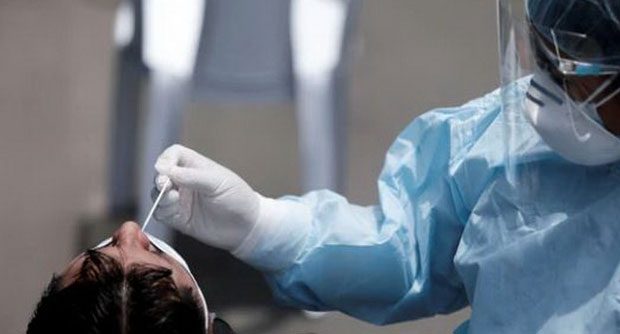 Individuals with "super cold" exhibit symptoms similar to Covid-19 but test negative for the virus