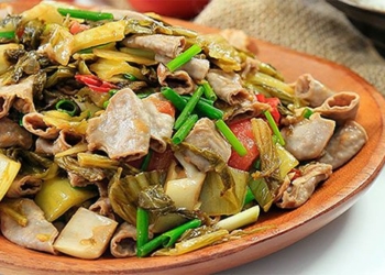long xao coconut leaves is a delicious dish but some people absolutely should not use coconut 122455