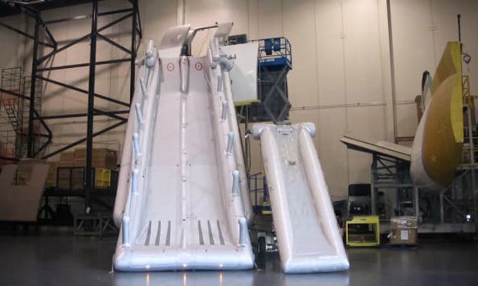 An emergency slide for the Airbus A380 (left) and a slide designed for the Boeing 737.
