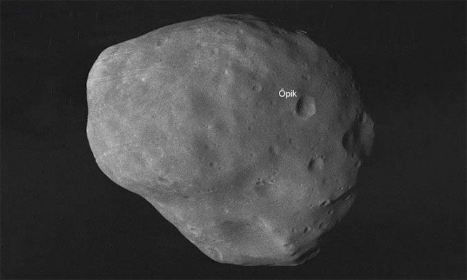 Image of Mars' moon Phobos captured by the Tianwen-1 orbiter