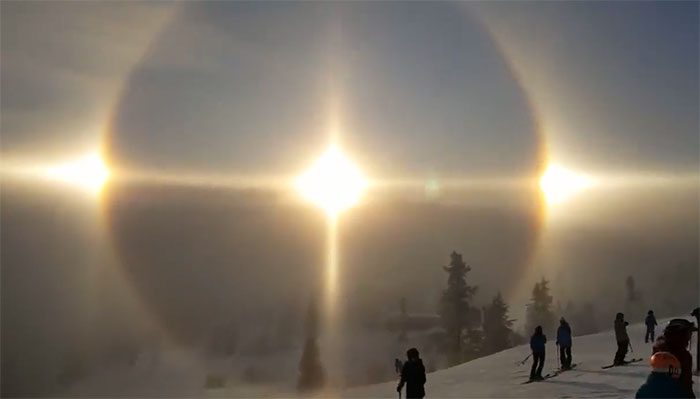Phantom suns appearing along with halos in Sweden.
