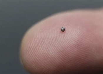mazda door creates metal powder as small as sand 120027