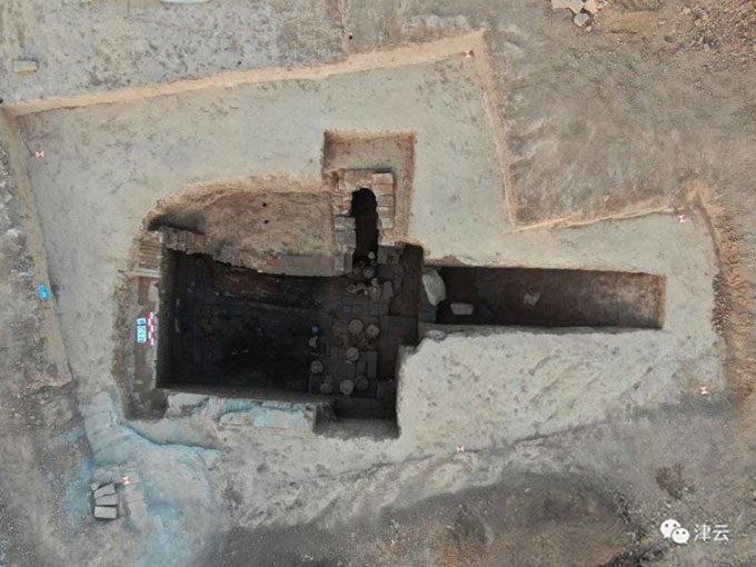 An artifact-filled tomb north of Baimaquan Village, Tianjin.