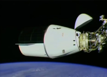 moment spacex rocket docks with iss at altitude of 430 km 121785