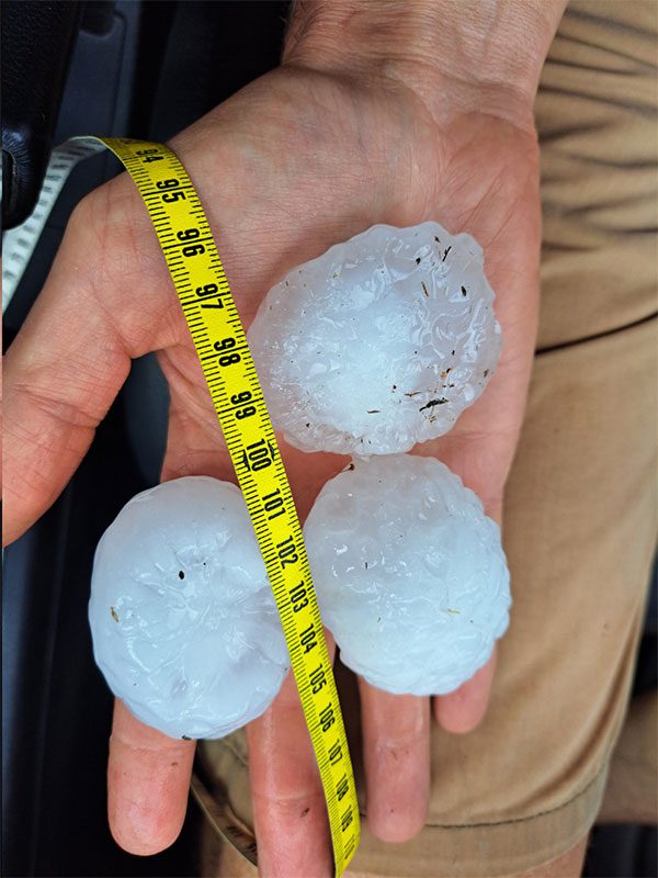 Golf ball-sized hail in France