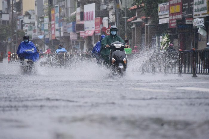 Heavy rain in the Southern region may cause flooding on some low-lying roads