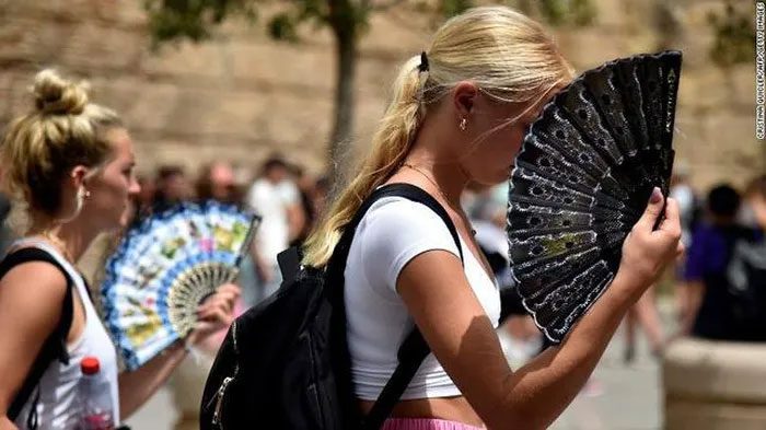 All heatwaves are signals of climate change caused by humans.