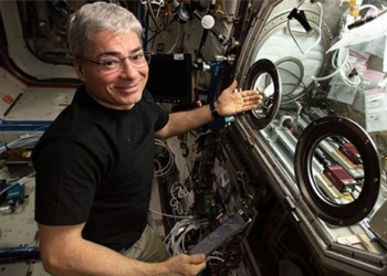 nasa astronaut sets record in space 119410