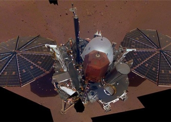 nasa lands on mars takes final selfie 120711