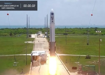 nasa mars moon partner rocket launch failure 121127