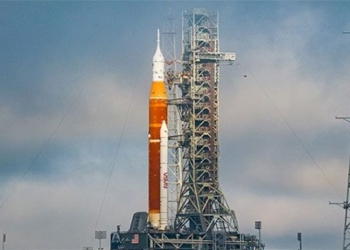 nasa tests 98m rocket in preparation for mission to send humans to the moon 119767