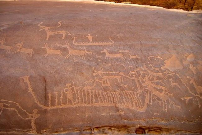 Boating and hunting at Wadi Baramiya-9, Eastern Desert, Egypt.