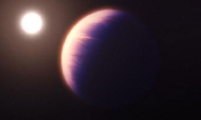 The exoplanet WASP-39b takes 4 days to orbit its host star.