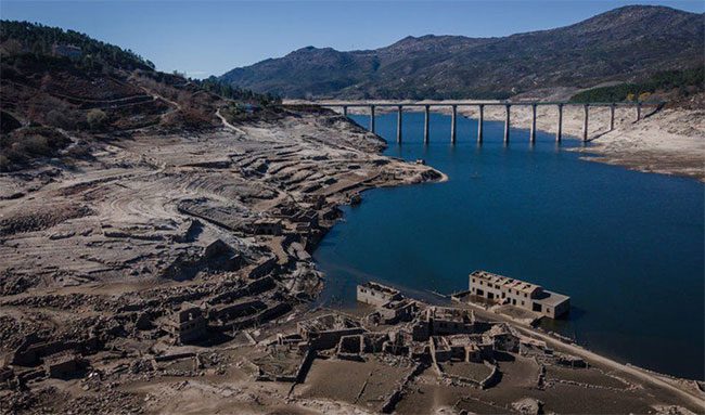 The "ghost village" Aceredo appears as the reservoir dries up.