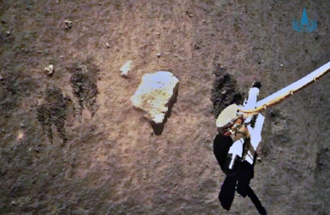 Previously, China's probes collected and sent lunar rocks back to Earth for research