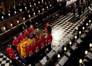 queen elizabeth ii receives a tribute to king philip 123043