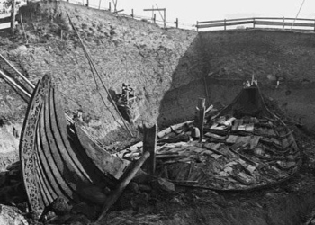 radar detects ghost ship dragging two pilings under highway 120162