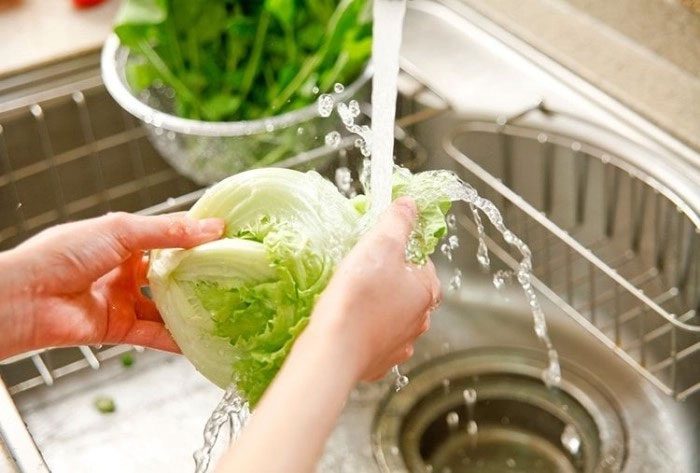Wash cruciferous vegetables before cutting to retain maximum nutrients.