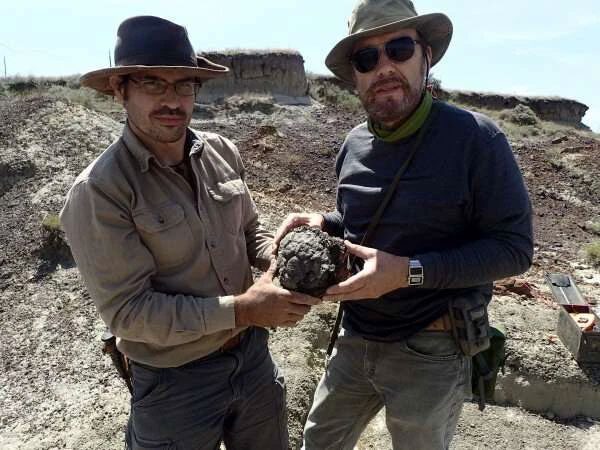 Scientists Robert DePalma (left) and Anton Oleinik (right)