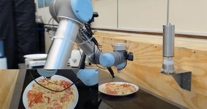 Cooking and tasting robot for tomato omelet research by the University of Cambridge