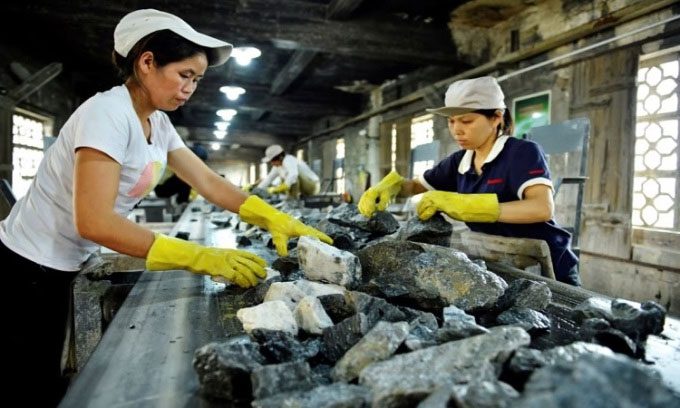 Chinese companies produced 70,000 tons of tungsten in 2019.