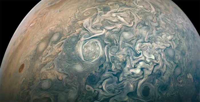 Jupiter sits right on the boundary of massive objects.