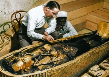scholar discovers tutankhamun tomb is actually the thief of artifact 122343