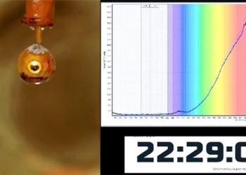 scientists transform pure water into metal 123674