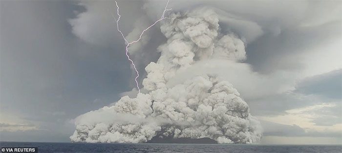 Lightning strikes in the volcanic eruption area.