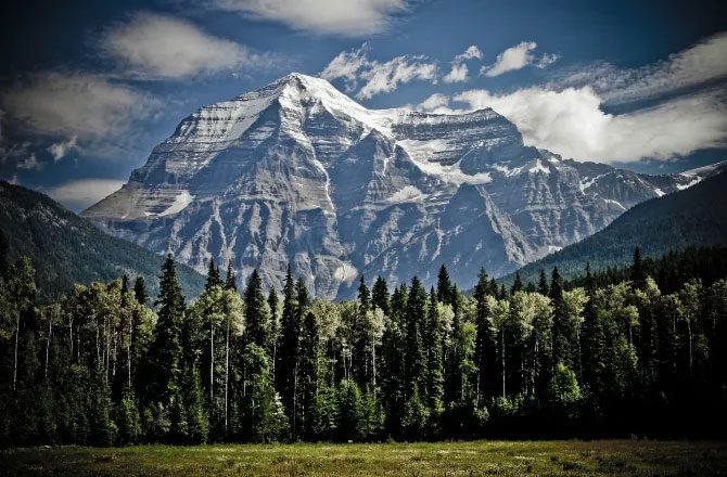 Ancient supermountains are a form of "monster" mountains created by the process of supercontinent amalgamation