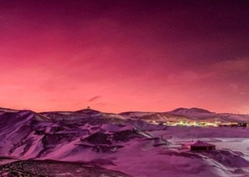 sky south pole pink color change 121775