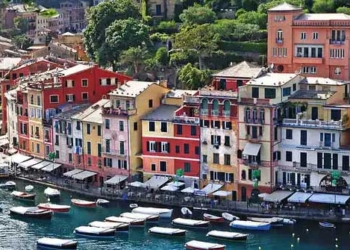 small town in italy is known as the cooking spot of the wealthy what is appealing about it 120983