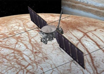 spacex launches rocket to explore europa moon of jupiter 114979