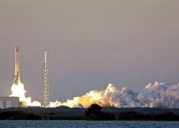 spacexs fire dragon is about to crash into the moon after 7 years floating in space 118550