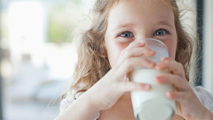 Sweetened milk contains 1.7 to 2 times more sugar than pure milk.