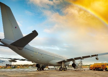 successful flight military transport aircraft fueled by first world oil 124326