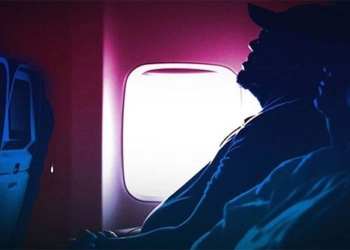suitable sleep time on flight 123522