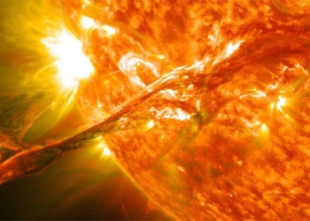 sun giant black hole can throw space near earth into chaos 122100