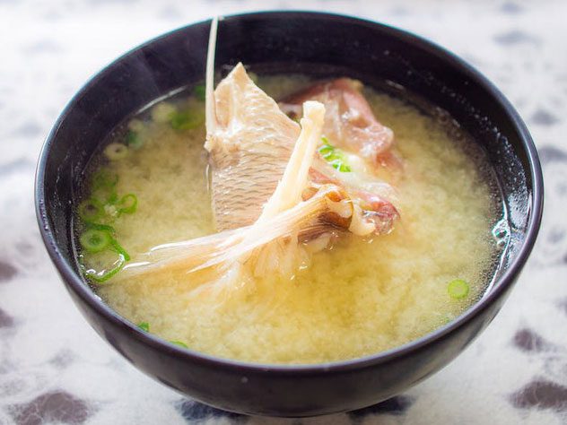Soybeans are not the main ingredient in miso soup
