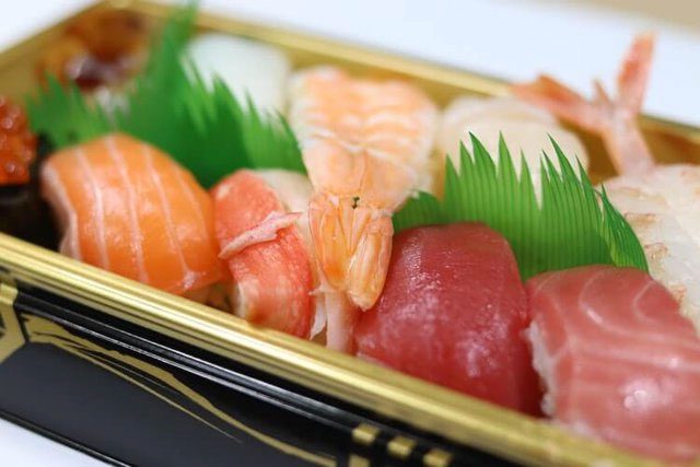 This green plastic piece is used to protect the natural flavor of the ingredients