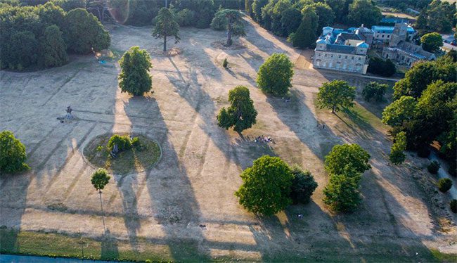 Remains of several 17th-century gardens