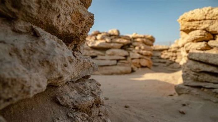 Site of the discovery of ancient houses in the UAE