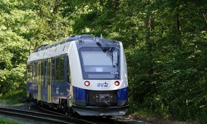 Hydrogen trains emit only water vapor and condensate through the exhaust.