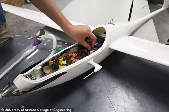 The Mars glider is designed with a range of navigation sensors