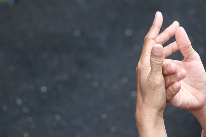Weakness in arms and legs is one of the early signs of a stroke.