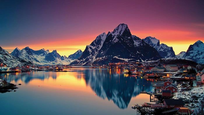 The sun sets in Hammerfest around 1 AM and rises again just 40 minutes later.