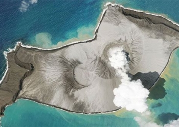 the amazing truth about volcanoes on earth 118431