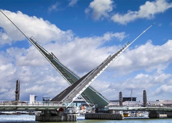 the most impressive bridge structures in the world 122471